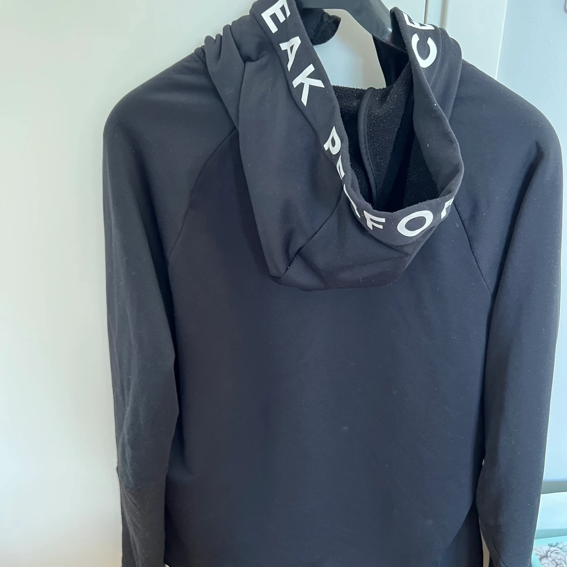 Peak performance zip Hoodie  - 90