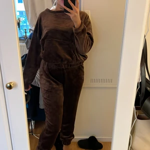 Teddy Set - Köpt från asos använd 1 gång