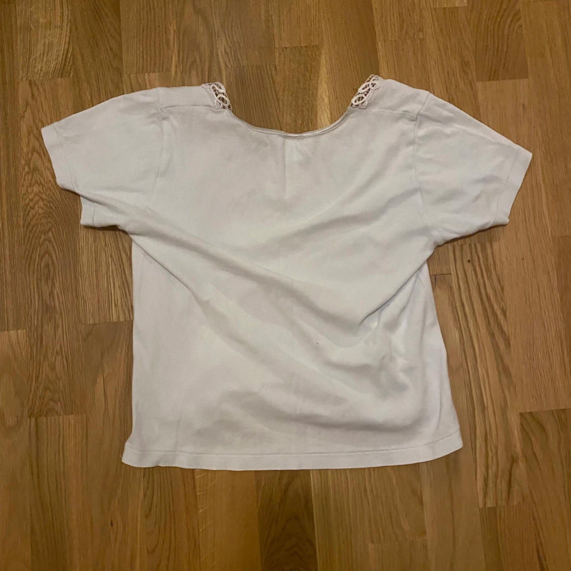 Basic vit tröja  - 90