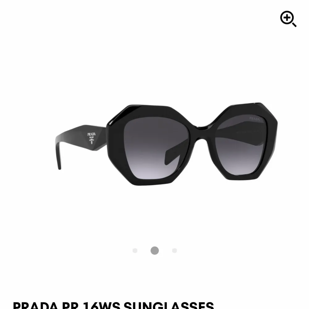 Säljer mina Prada solglasögon för ett mindre pris än de originella priset. Dessa solglasögon är väldigt fina och passar med allt du har på dig. Köparen får tyvärr ta hand om frakten 💓. Accessoarer.