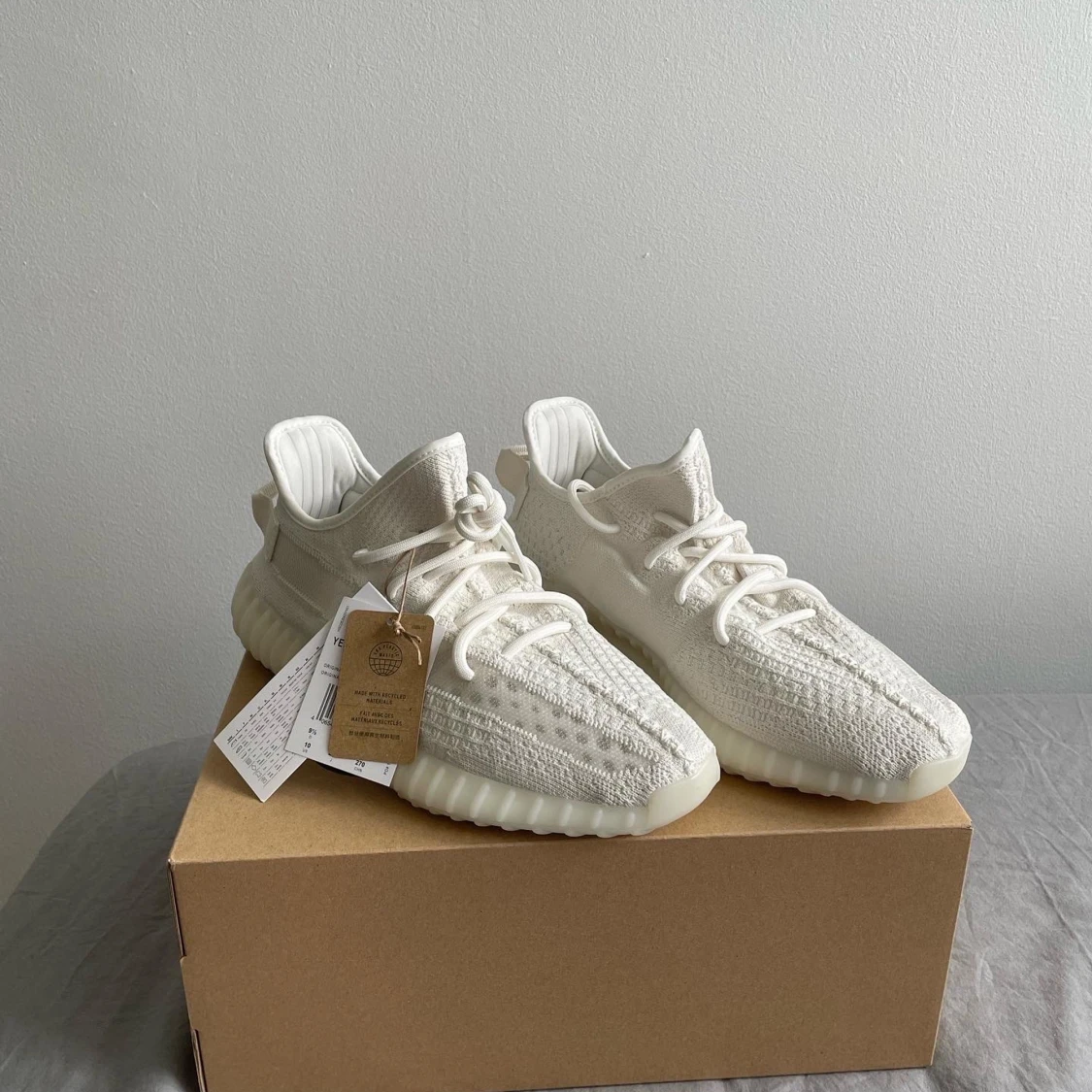 Adidas yeezy boost 350 v2 BONE