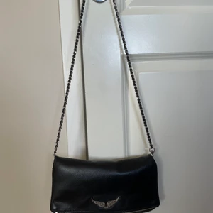 Zadig väska - Säljer min älskade zadig väska. I bra skick. Nypris: 3399kr