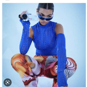 Jades London topp!!! - Jättecool topp från jaded London✨ Endast använd en gång och är därför i väldigt bra skick:)) Nypris 618kr❤️❤️