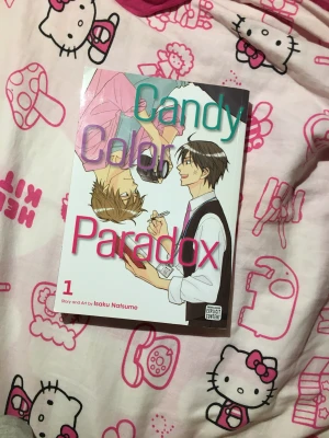 Candy color paradox manga?? - Non slags manga snälla köp den e säkert as bra. Har sex scener i sej så d bra att notera ig. Skicket är väl godtagbart vet inte. 