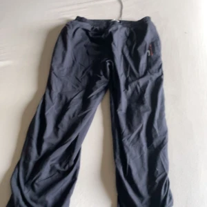 Baggy Sweatpants - Köpta på second hand men säljer då de aldrig används