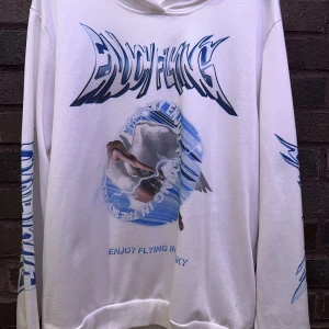 Hoodie - hoodie från shein som jag har men använder inte snöret är borta. storlek XL