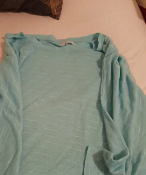 Tunn tröja  - Tunna tröja aldrig använt 