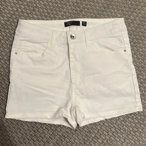 Vita shorts  - Fina stretch short i god skick