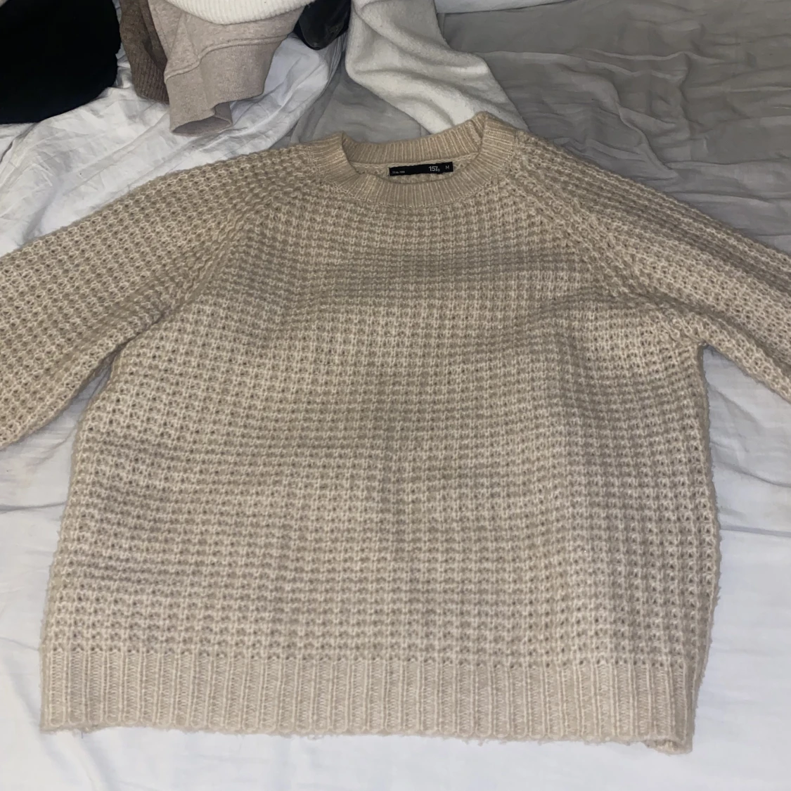 Stickad tröja  - 91