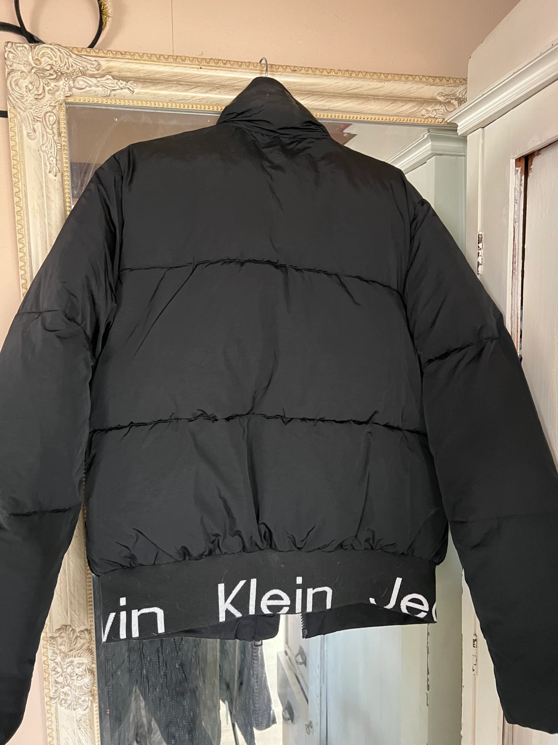 Calvin Klein Jacka - 90