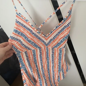 Baddräkt - Baddräkt från hm, använd en gång, storlek 38