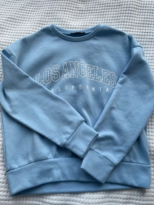 Tjocktröja - Bra skick 