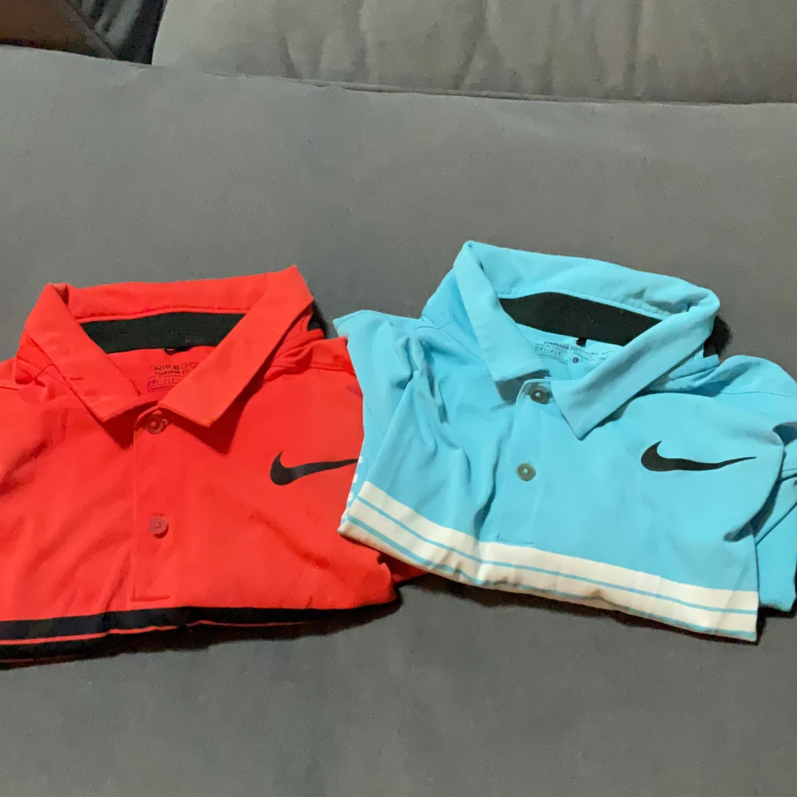 Två Nike piké tröjor - 91