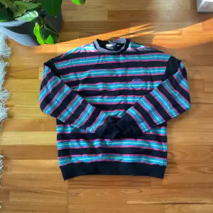 Sweatshirt från Junkyard. Storlek M/L Cond: 8,5/10