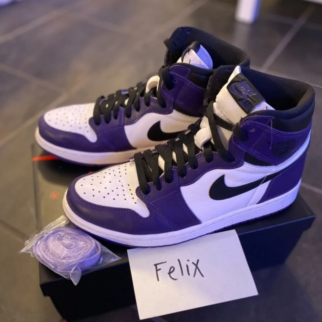 Aj1 court purple