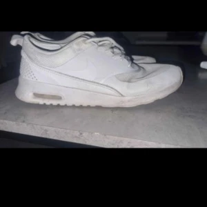 Nike skor  - Nike air max the  Storlek 38