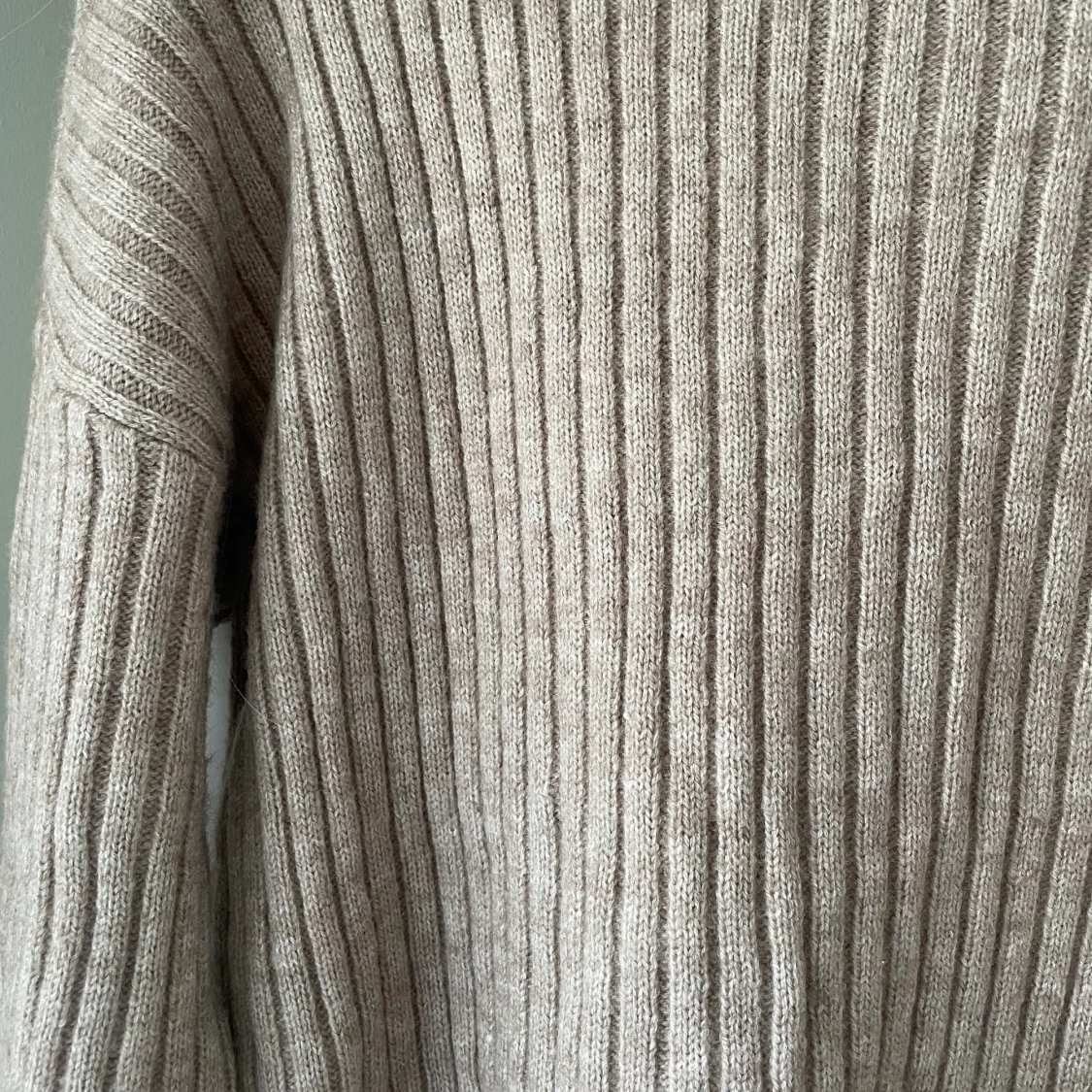 Stickad tröja - 91