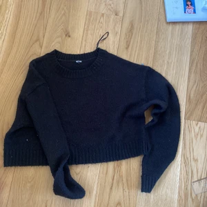 Svart stickad tröja XS - Ska vara från hm, fint skick!