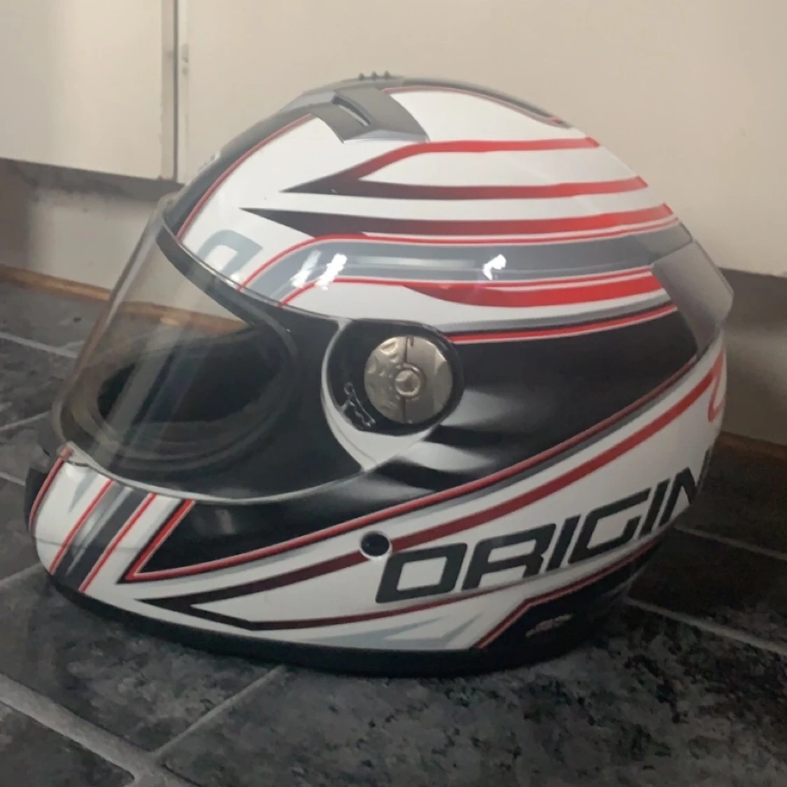 Moped/MC hjälm strlk: S55-56 - 90