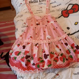 Lolita klänning  - Jättfin lolita klänning använda ett antal gånger, katt finns I hemmet 