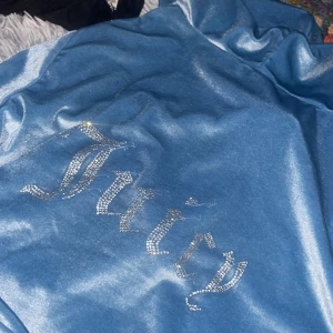 Ljus blå juicy  M/O - Ljusblå juicy storlek m/l/(frakt 30kr)