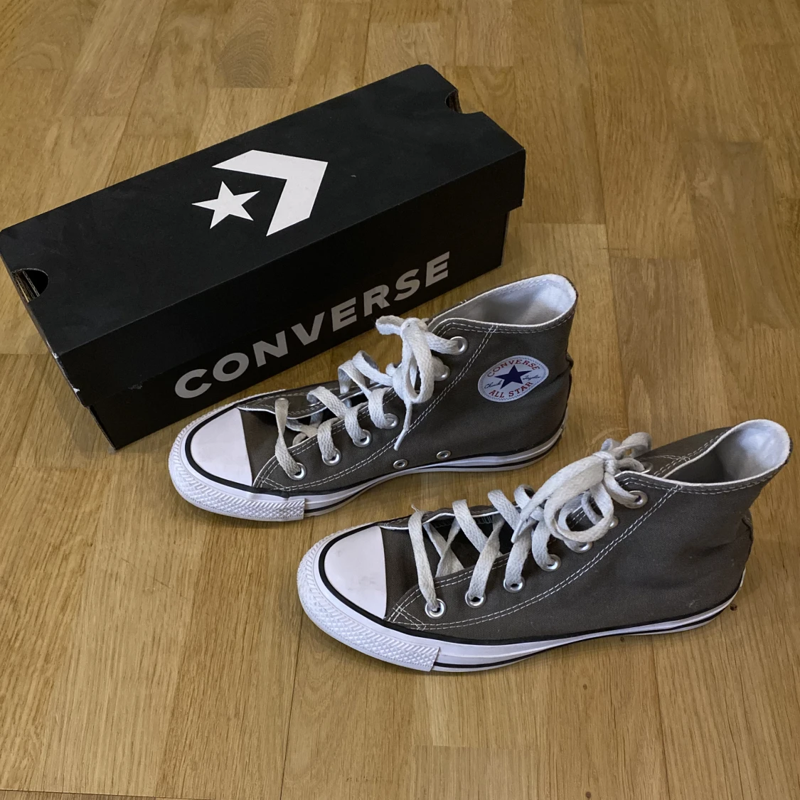 Converse skor