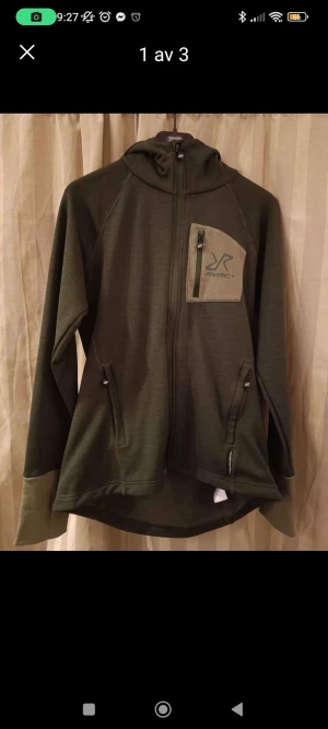 Revolution Race  - Knappt använd så den är i nyskick. Storlek XL  Pris 400 kr plus ev frakt 