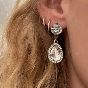 Örhängen - Örhängen 💞 frakt 15 kr 💙