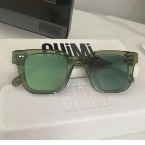 Chimi eyewear  - Säljer mina as najs chimis, köp direkt för 800kr plus frakt❤️❤️ är villig att byta mot annan färg hör bara av dig! 