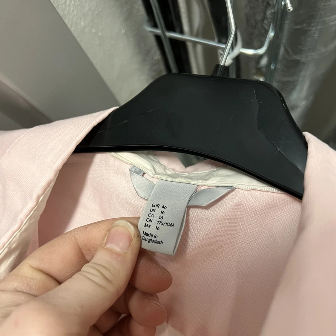 Ljusrosa skjorta från HM - 90