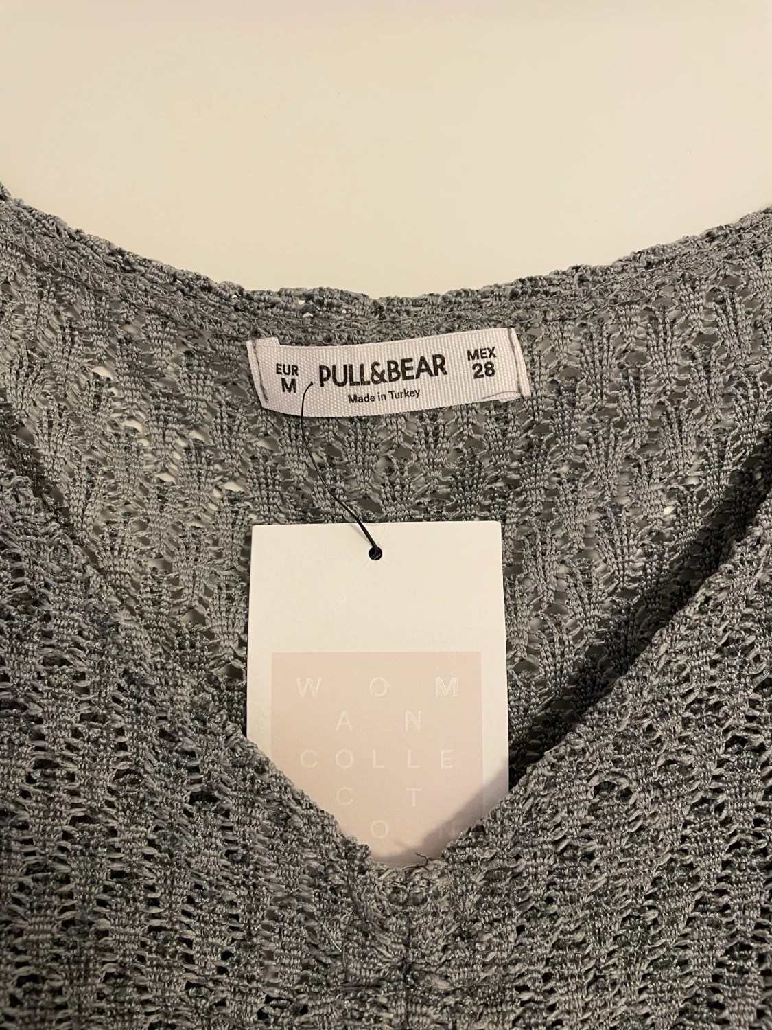 Helt ny! Virkad crop top med fina detaljer - 90