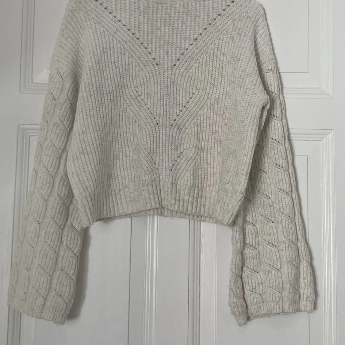 Stickad Tröja  - 90