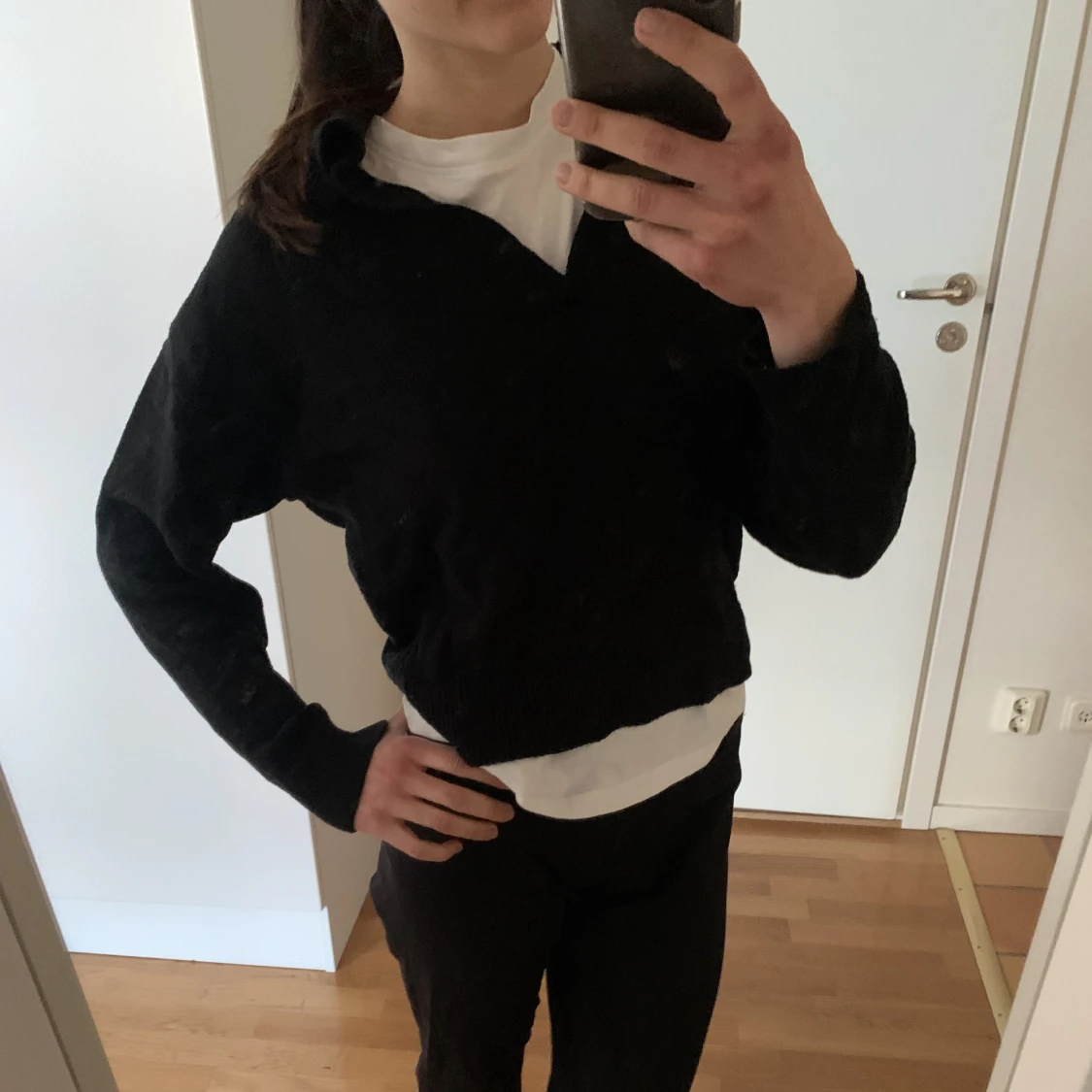 Svart stickad tröja  - 90