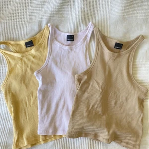 Linne - Supersnygga linnen i gult, beige och ljusrosa! 86kr st alla för 200kr! Frakt tillkommer!🥰💖Betalning sker ENDAST med SWISH! TRYCK INTE KÖP NU!