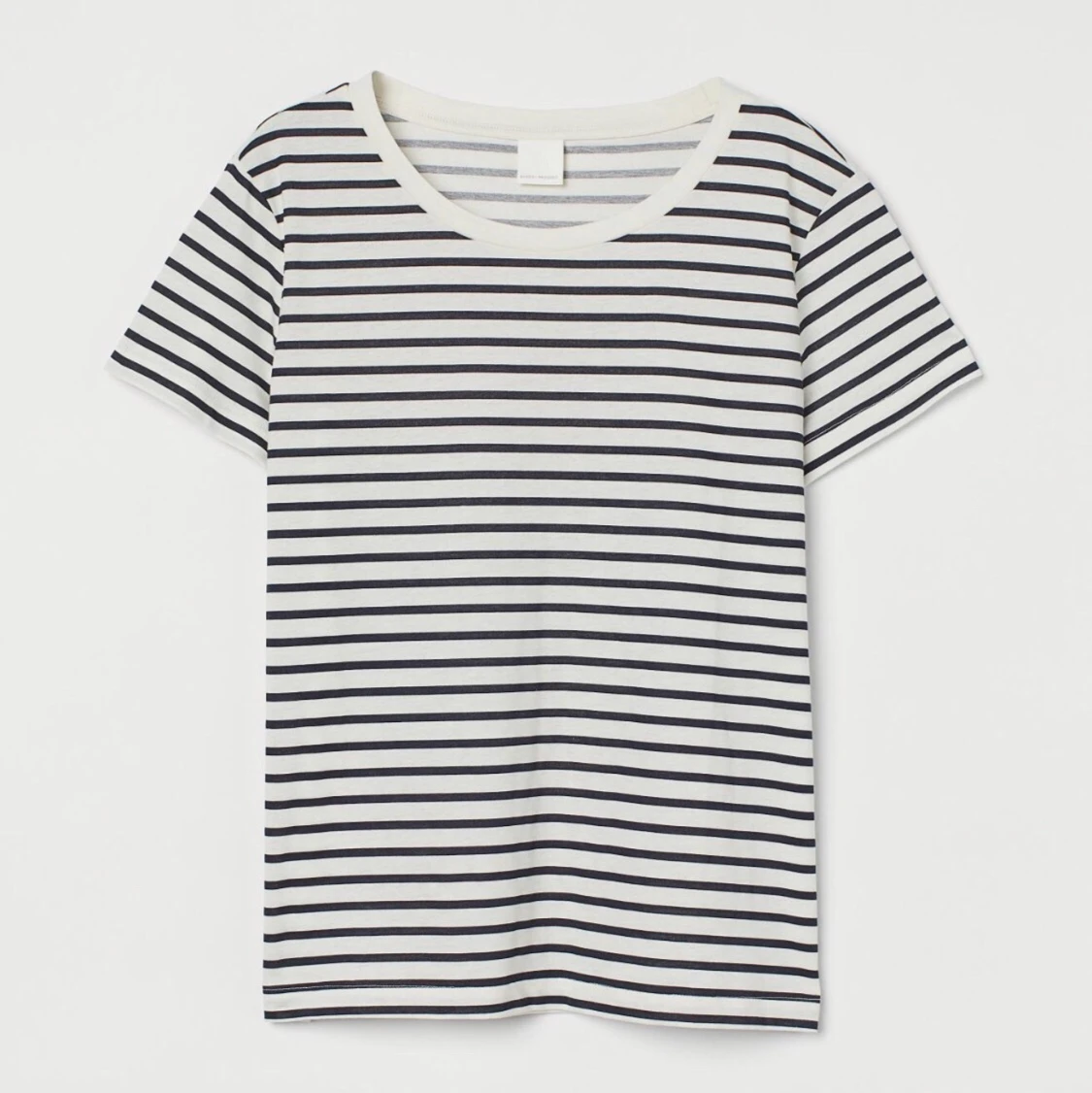 Basic T-shirt storlek S 