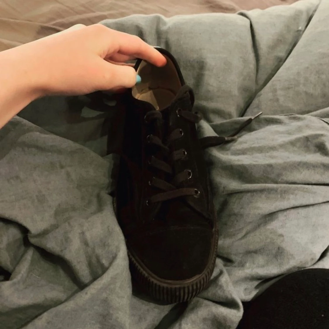 Svarta skor storlek 38 - 90