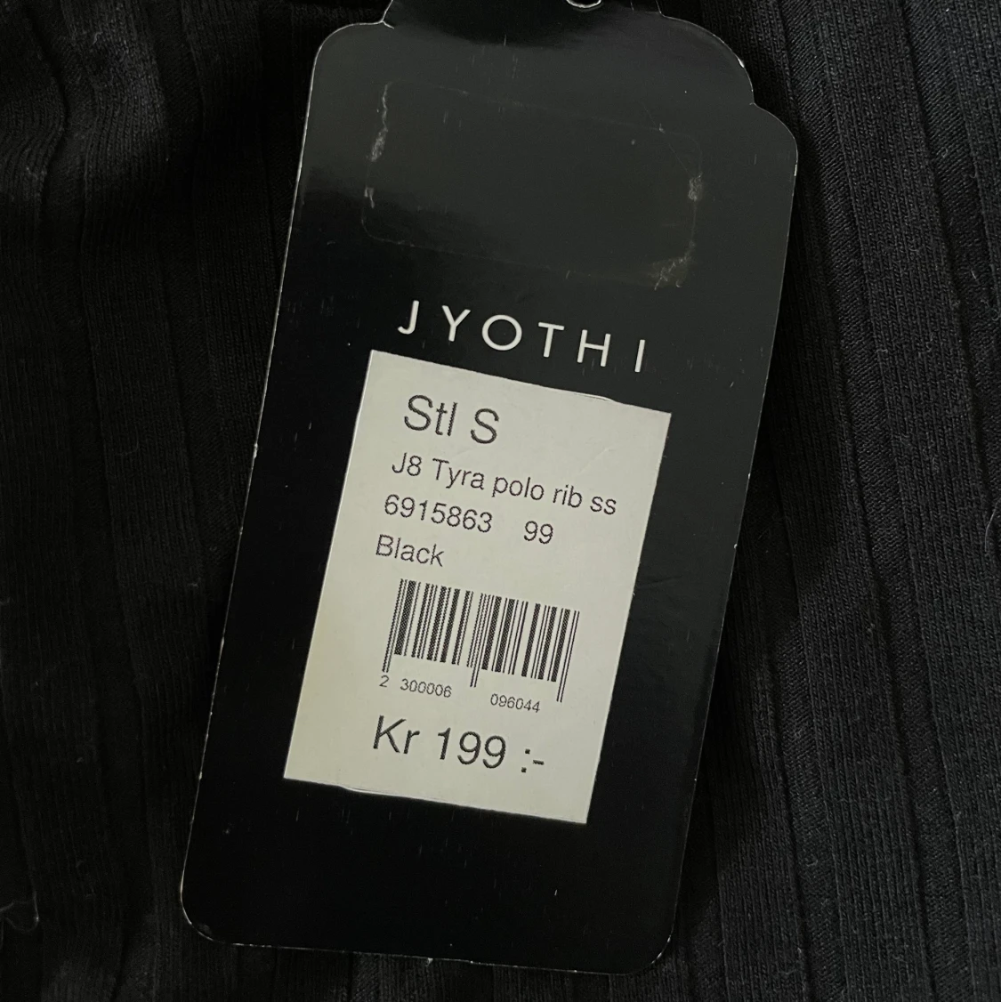 Helt ny tröja  - 90