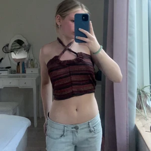 Söt topp💕 - Såå söt topp!! Perfekt till fest eller en fin sommardag💋💋✨ Går att diskutera pris,  Hör av er vid frågor!!💓💓