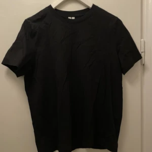 Tshirt  - Knappt använd