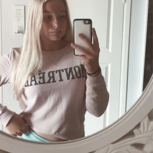 Tröja  - Smutsrosa tröja. Från Ginatricot storlek S! Inga defekter 🤩💞