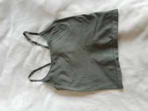 Sport topp - Med inbyggd sport bh 