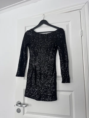 Festklänning - Fint skick