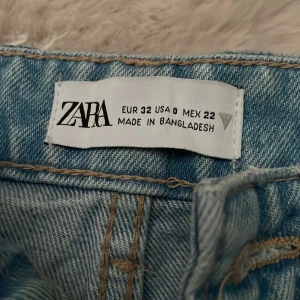 Low waist jeans  - Skriv om frågor ❤️