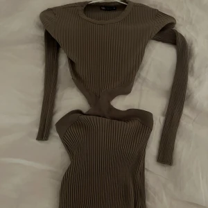 Klänning  - Klänning🔥