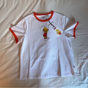 Levis x The Simson  - Helt oanvand Levis x The Simson t-shirt Priset kan diskuteras!