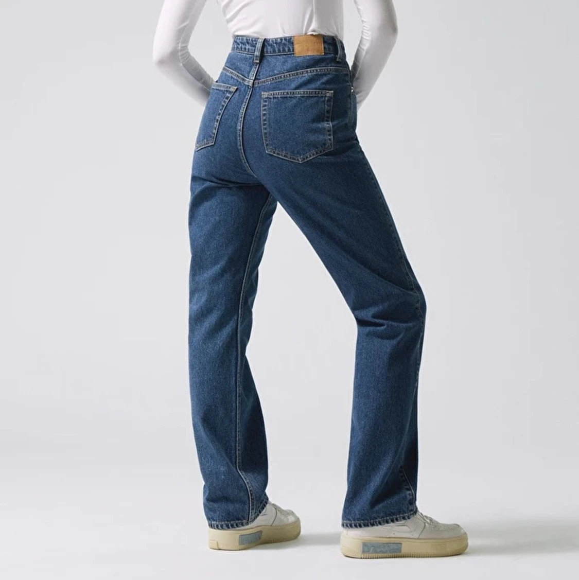 Weekday row jeans