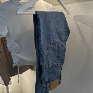 Mom jeans - Mom jeans från monki i storleken 24, Skriv för fler bilder💕