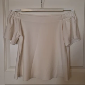 Topp - Nyskick, frakt 30kr