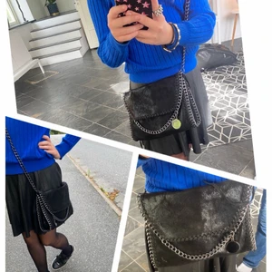 Väska - Två st AS SNYGGA väskor!!! Stella mc liknande! Det går att köpa båda de väskorna, skriv privat för vilken du vill köpa! Pris går att diskutera, inga defekter😍och väldigt nya och sparsamt använda💯
