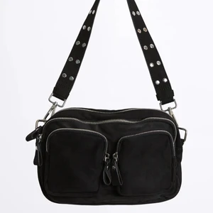 Handväska - Helt oanvänd svart Connie väska från Gina Tricot! Nypris 349⭐️